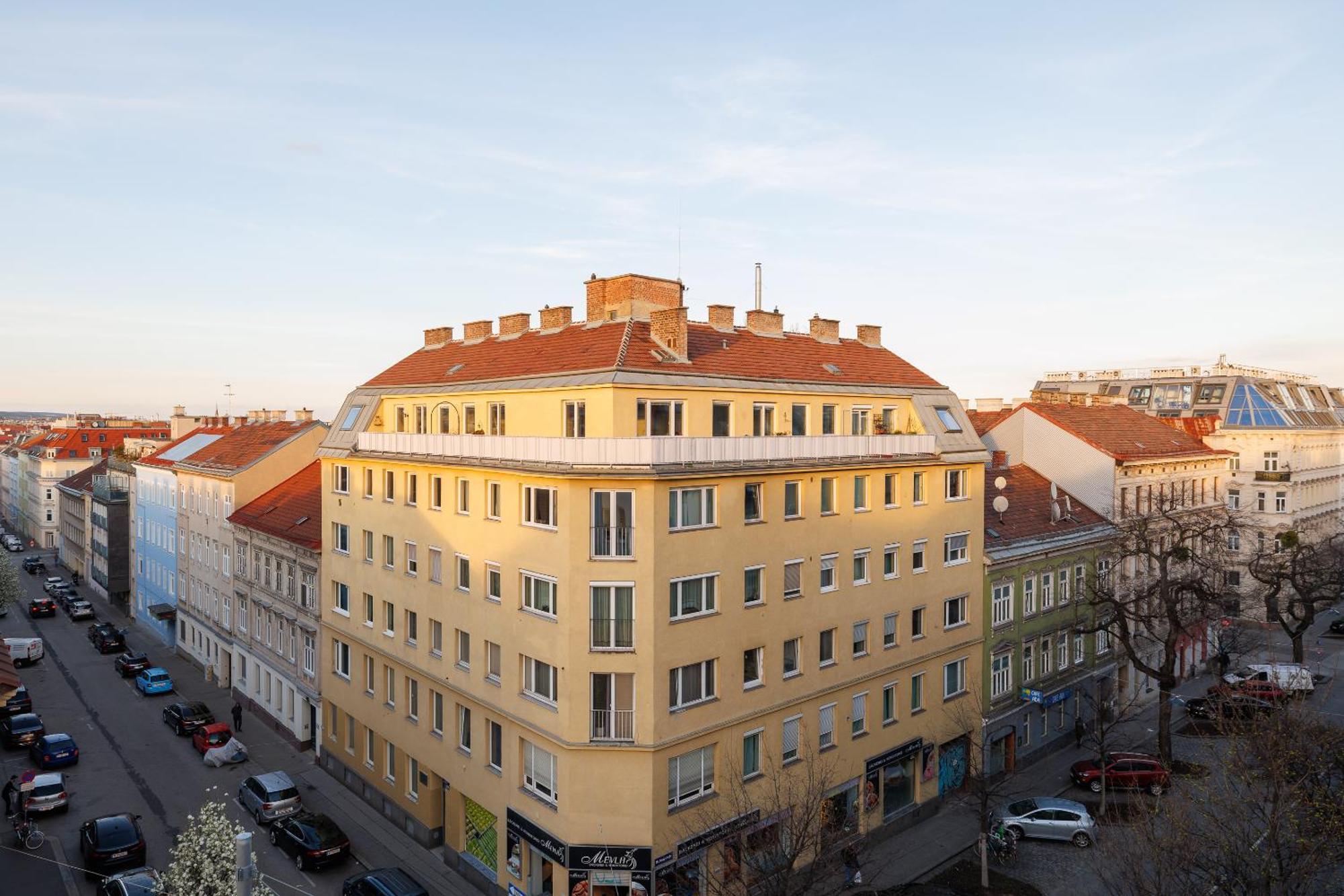 Symphony Apartments 40 - Modern Loft With Terrace And Grill In Central Location Vienna Exterior photo