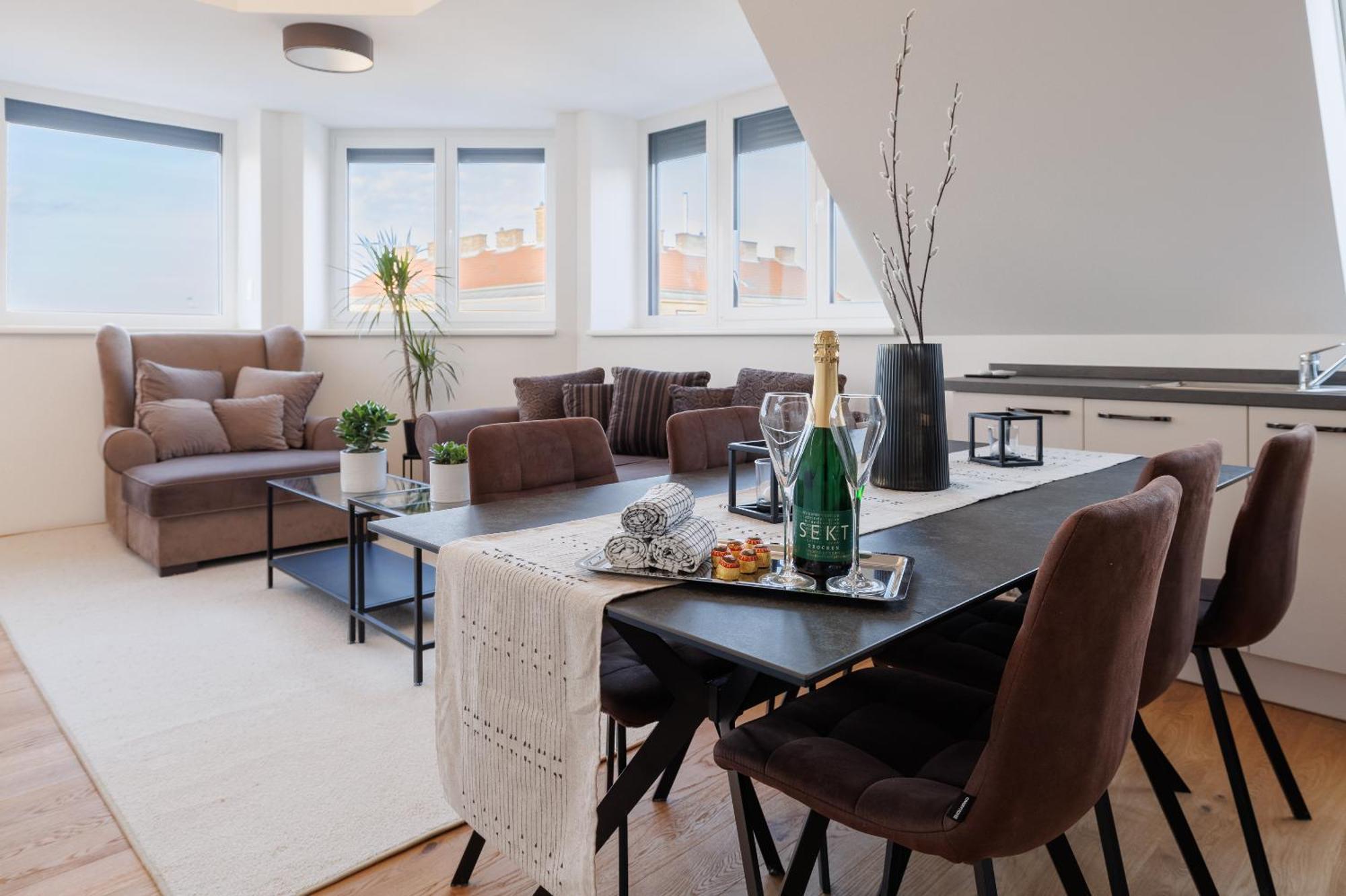 Symphony Apartments 40 - Modern Loft With Terrace And Grill In Central Location Vienna Exterior photo